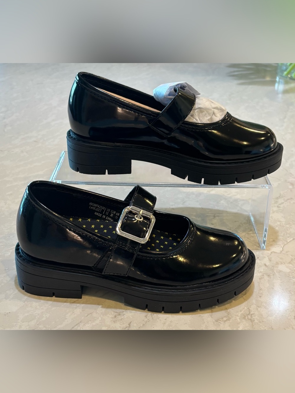 DREAM PAIRS KIDS Girls’ Mary Janes Black Patent Non-Slip School Shoes